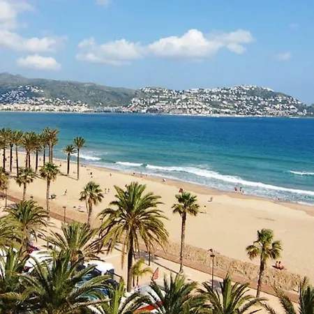 Holidays Penthouse: Panoramic Port Views With Free Wifi & Parking