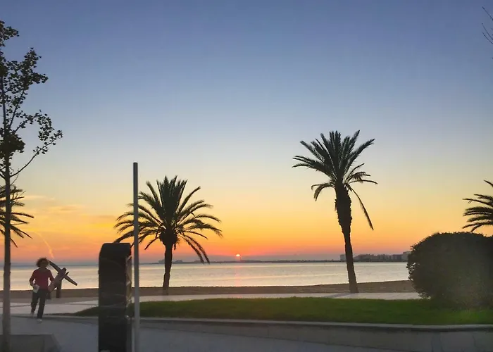Holidays Penthouse Vues Panoramiques Sur Le Port Naval,un Sejour Elegant Assure 