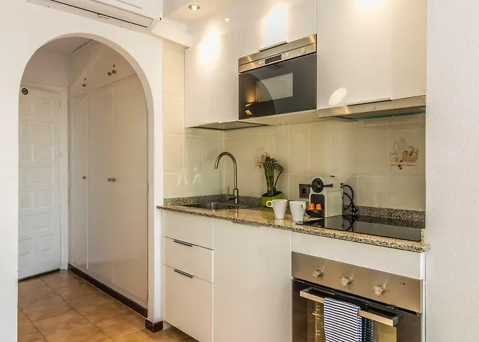 Holidays Penthouse Vues Panoramiques Sur Le Port Naval,un Sejour Elegant Assure 