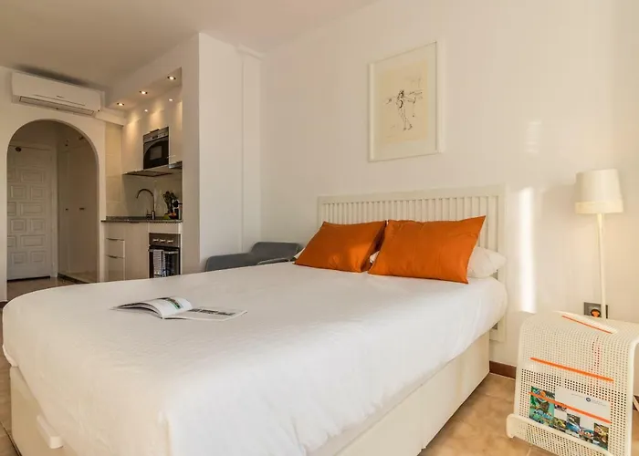 Holidays Penthouse Vues Panoramiques Sur Le Port Naval,un Sejour Elegant Assure 